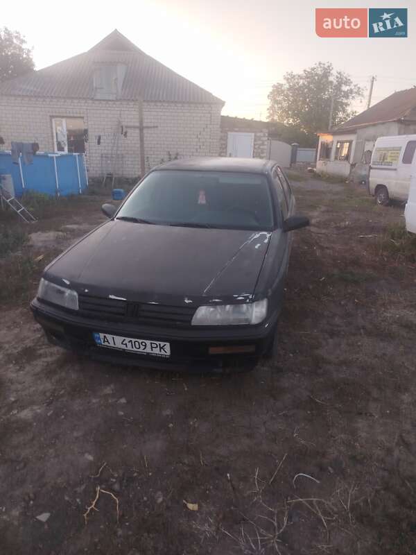 Седан Peugeot 605 1993 в Кривом Озере