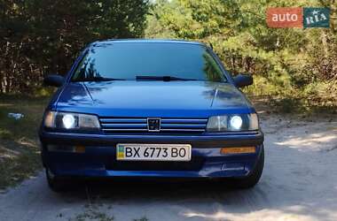 Седан Peugeot 605 1990 в Славуті