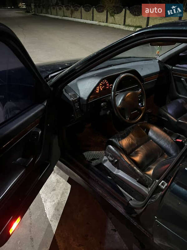 Седан Peugeot 605 1996 в Млиніві