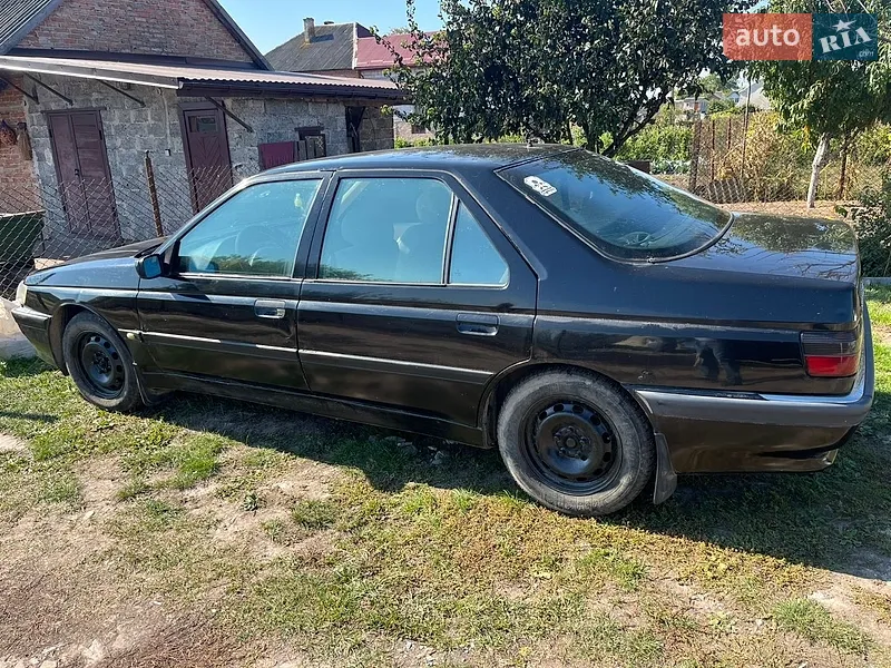 Peugeot 605