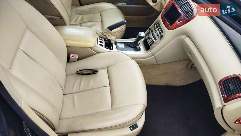 Седан Peugeot 607 2005 в Дубні