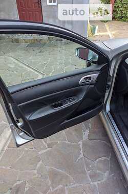 Седан Peugeot 607 2005 в 