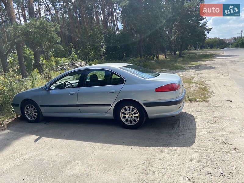 Peugeot 607 2003