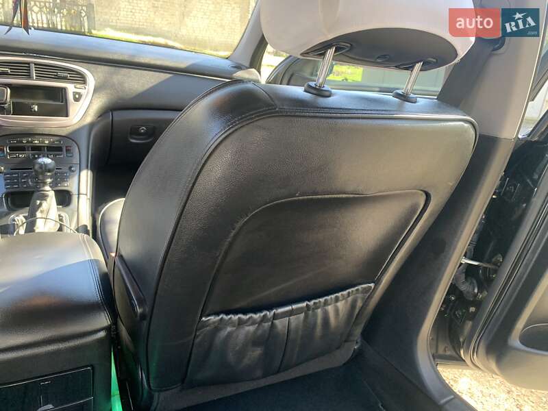 Седан Peugeot 607 2006 в Днепре