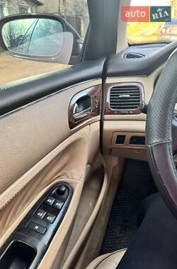 Седан Peugeot 607 2004 в 