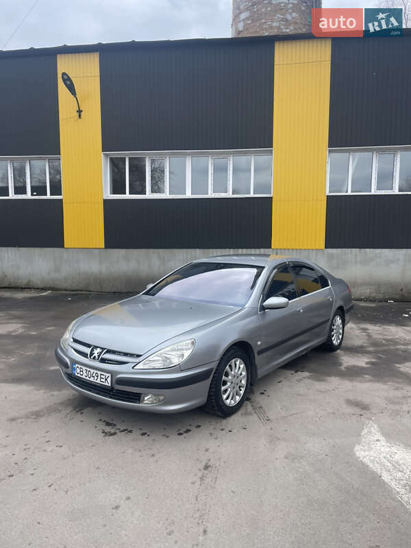 Peugeot 607 2004