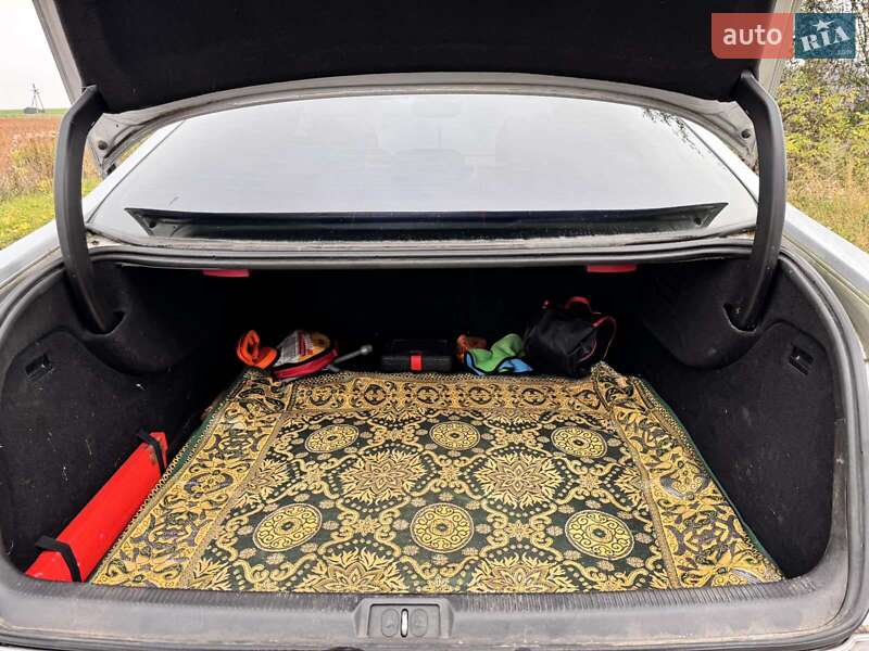 Седан Peugeot 607 2008 в Демидовке