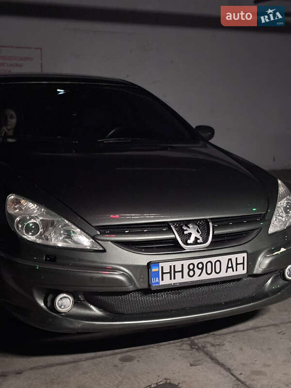 Peugeot 607 2005