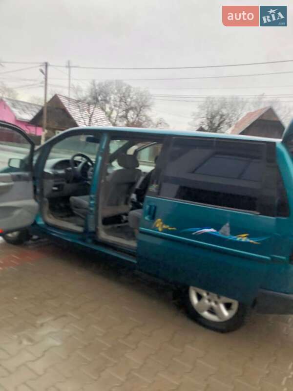 Мінівен Peugeot 806 1997 в Рахові
