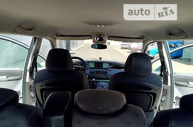 Минивэн Peugeot 807 2004 в 