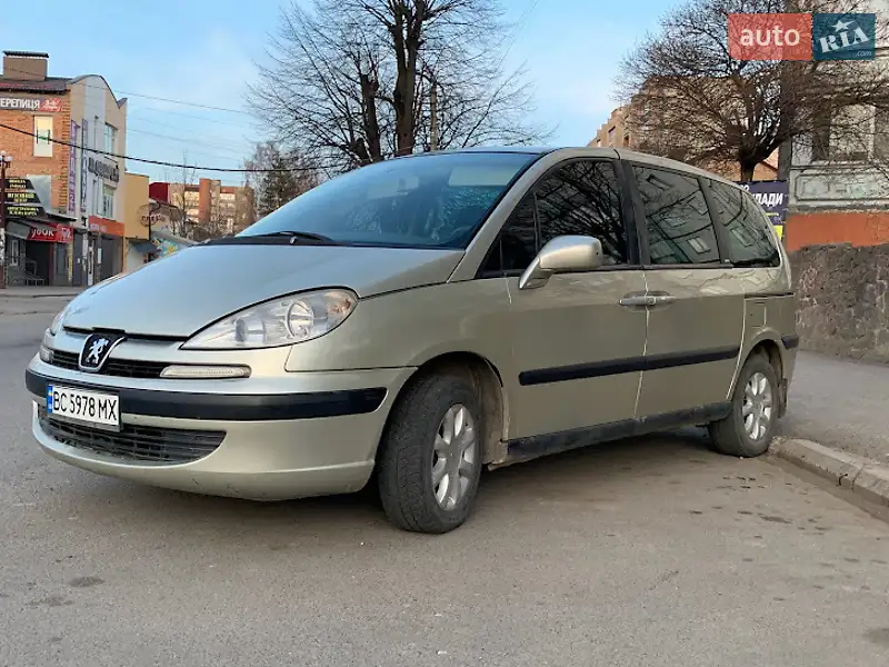 Мінівен Peugeot 807 2005 в 