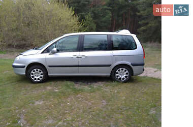 Мінівен Peugeot 807 2003 в Кам'янському