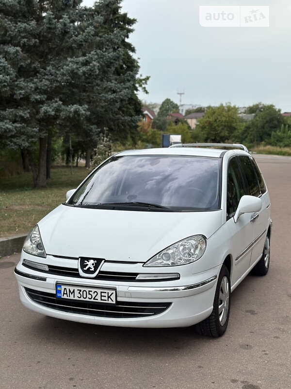 Минивэн Peugeot 807 2011 в Житомире