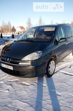 Мінівен Peugeot 807 2007 в Ратному