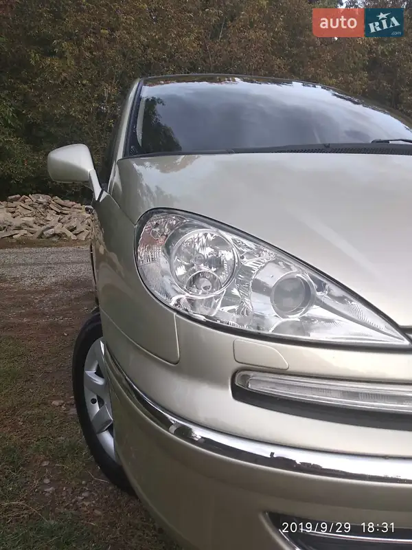 Peugeot 807