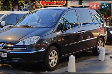 Минивэн Peugeot 807 2008 в 