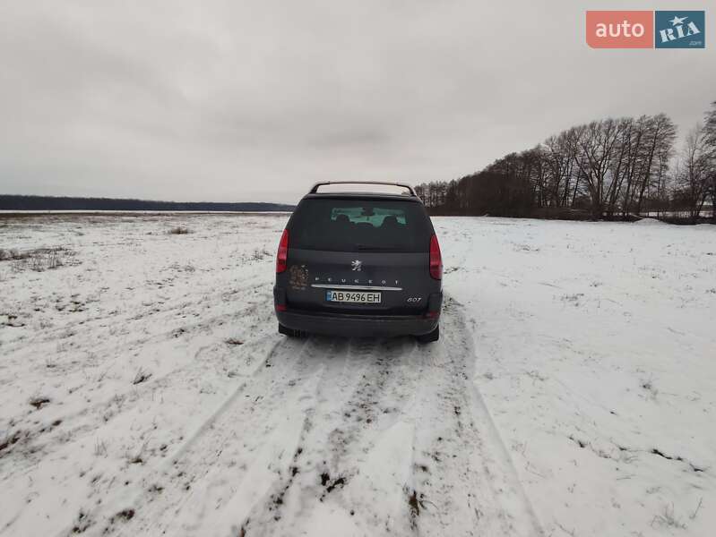 Мінівен Peugeot 807 2005 в Гнівані