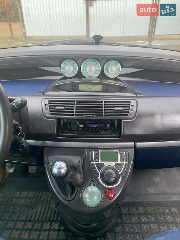 Мінівен Peugeot 807 2004 в Косові фото 10 Мінівен Peugeot 807 2004 в Косові