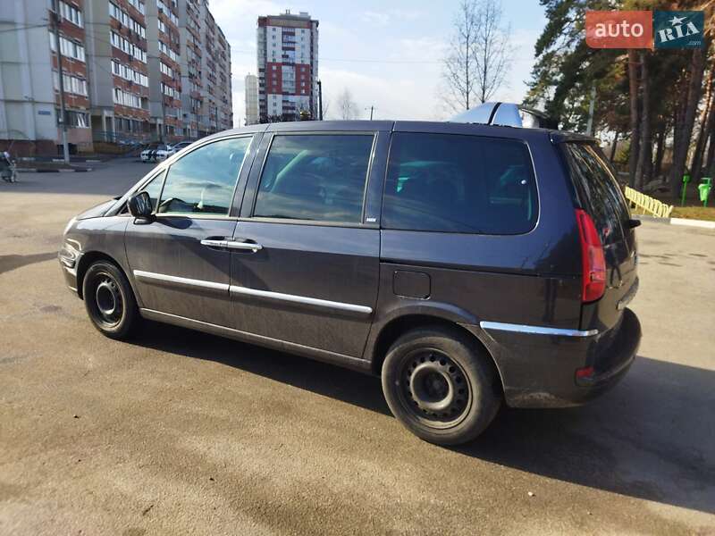 Минивэн Peugeot 807 2010 в Харькове