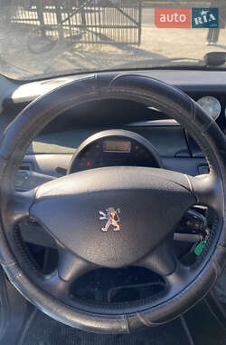 Мінівен Peugeot 807 2008 в 