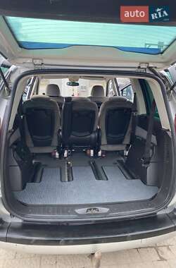 Минивэн Peugeot 807 2005 в 