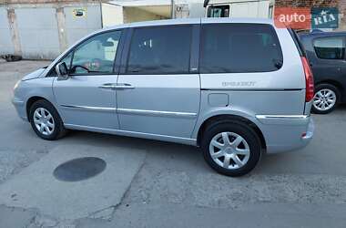 Минивэн Peugeot 807 2011 в 