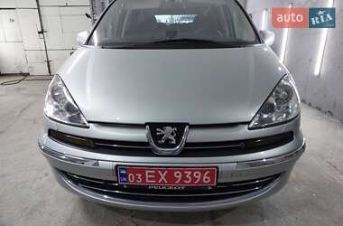 Минивэн Peugeot 807 2011 в 
