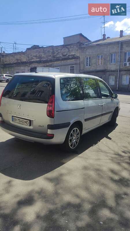 Мінівен Peugeot 807 2004 в 