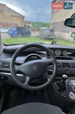 Мінівен Peugeot 807 2006 в 