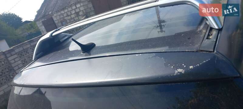 Мінівен Peugeot 807 2003 в Дніпрі