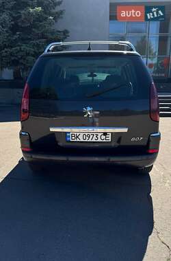 Минивэн Peugeot 807 2011 в Ровно