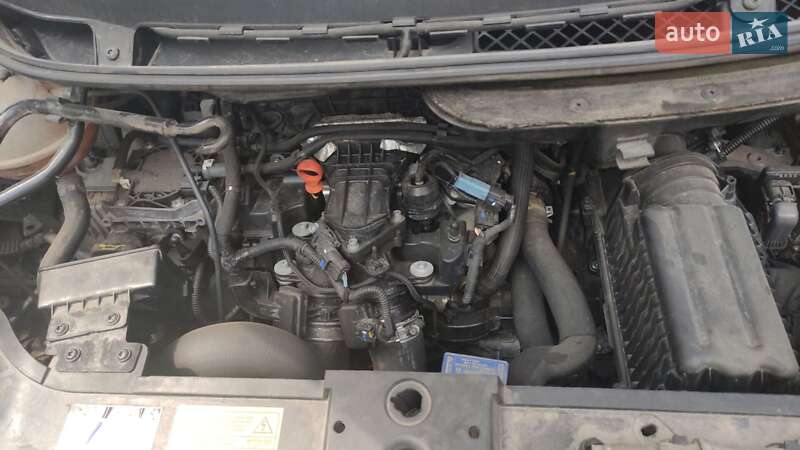 Мінівен Peugeot 807 2010 в Вінниці