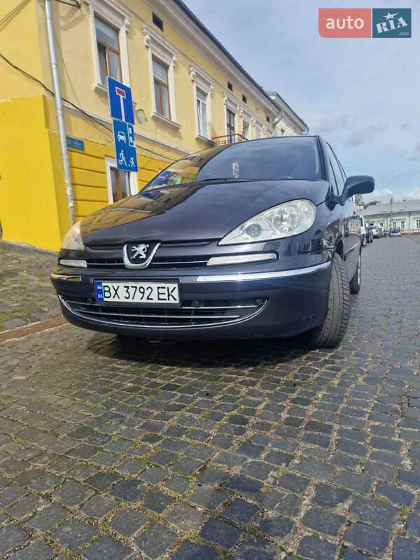 Минивэн Peugeot 807 2009 в Изяславе