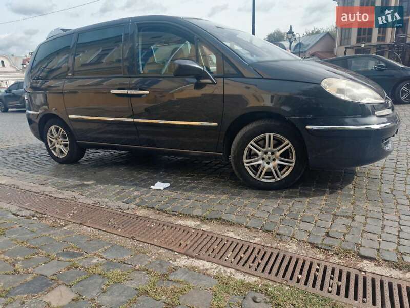 Минивэн Peugeot 807 2009 в Изяславе