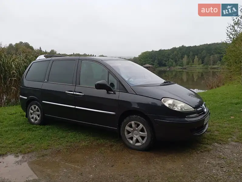 Peugeot 807