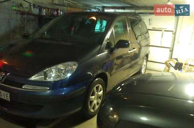 Мінівен Peugeot 807 2004 в Мукачевому