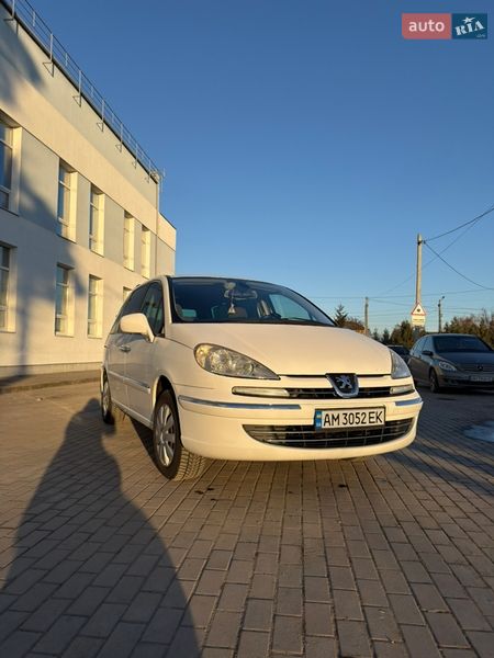 Минивэн Peugeot 807 2011 в Житомире