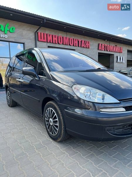 Минивэн Peugeot 807 2006 в Березовке