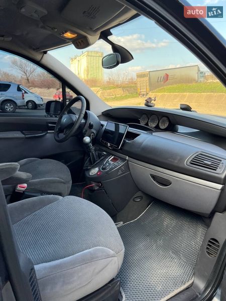 Минивэн Peugeot 807 2006 в Березовке