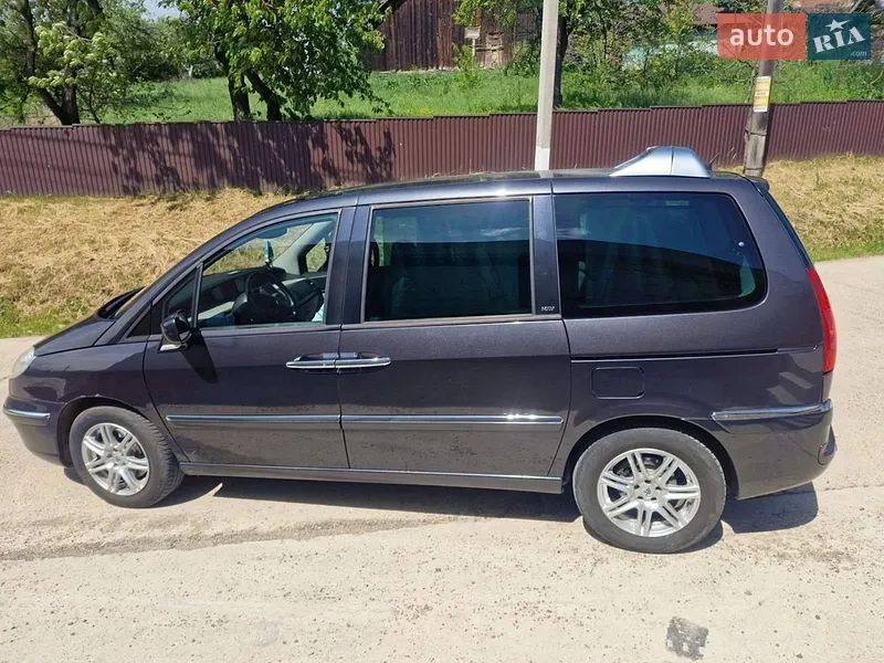 Peugeot 807