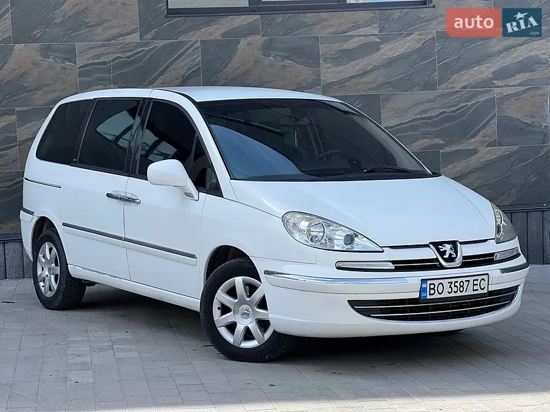 Peugeot 807