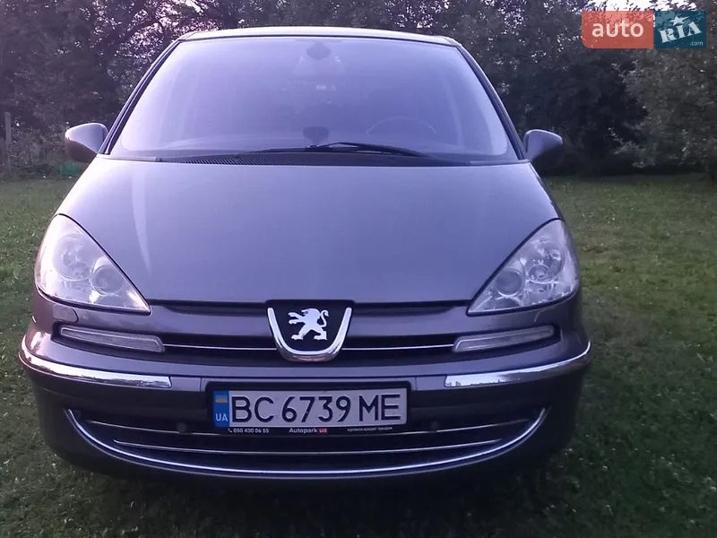 Peugeot 807