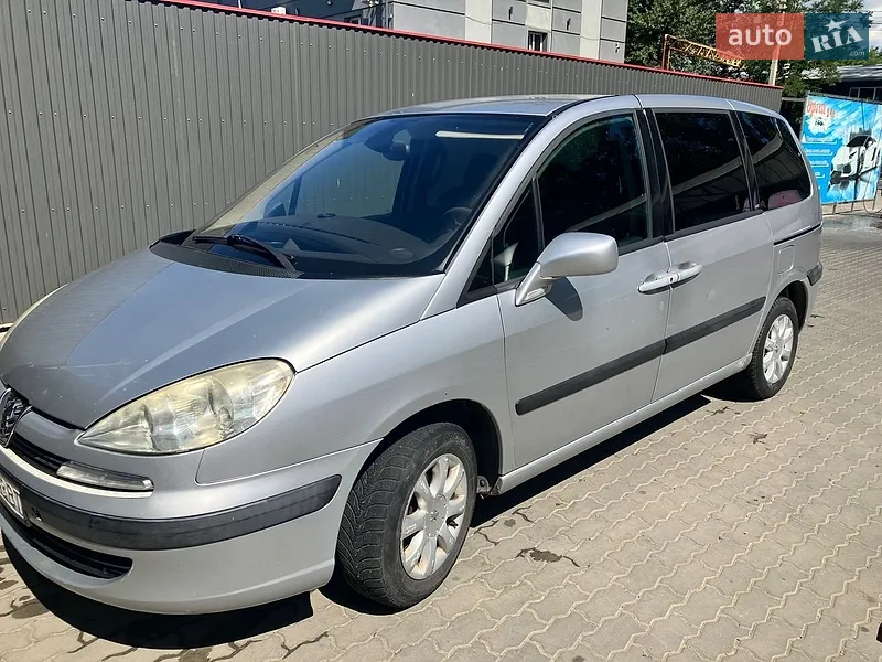 Peugeot 807