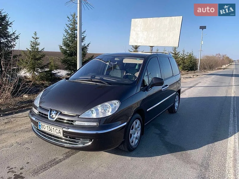 Peugeot 807