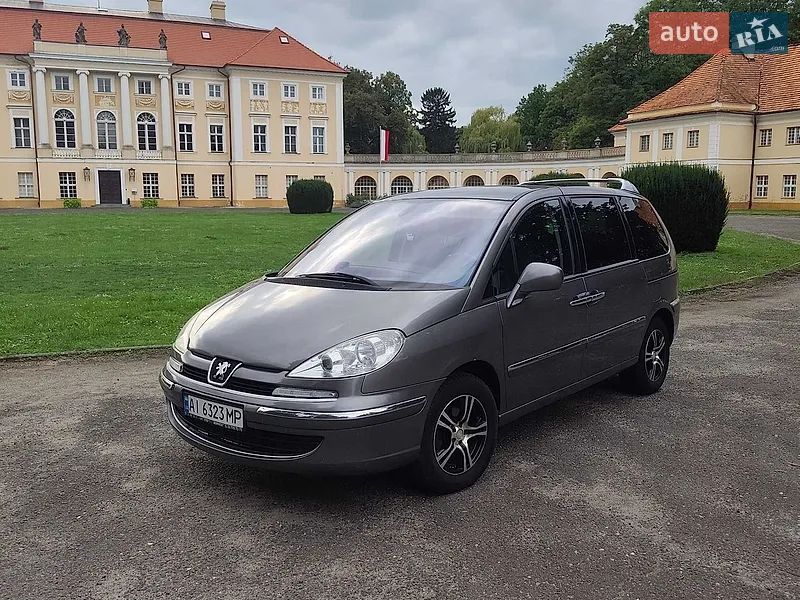 Peugeot 807
