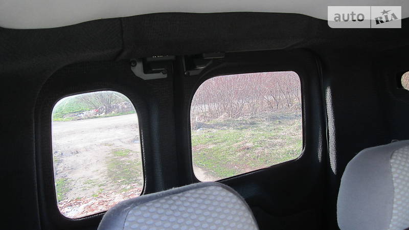 Мінівен Peugeot Bipper 2008 в Львові
