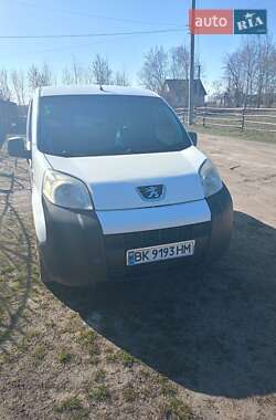 Вантажопасажирський фургон Peugeot Bipper 2011 в Сарнах