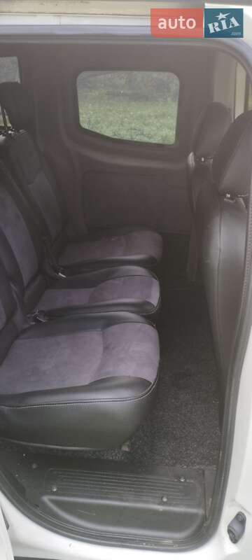 Минивэн Peugeot Bipper 2011 в Косове