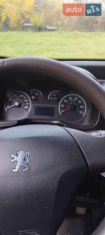 Минивэн Peugeot Bipper 2011 в Косове