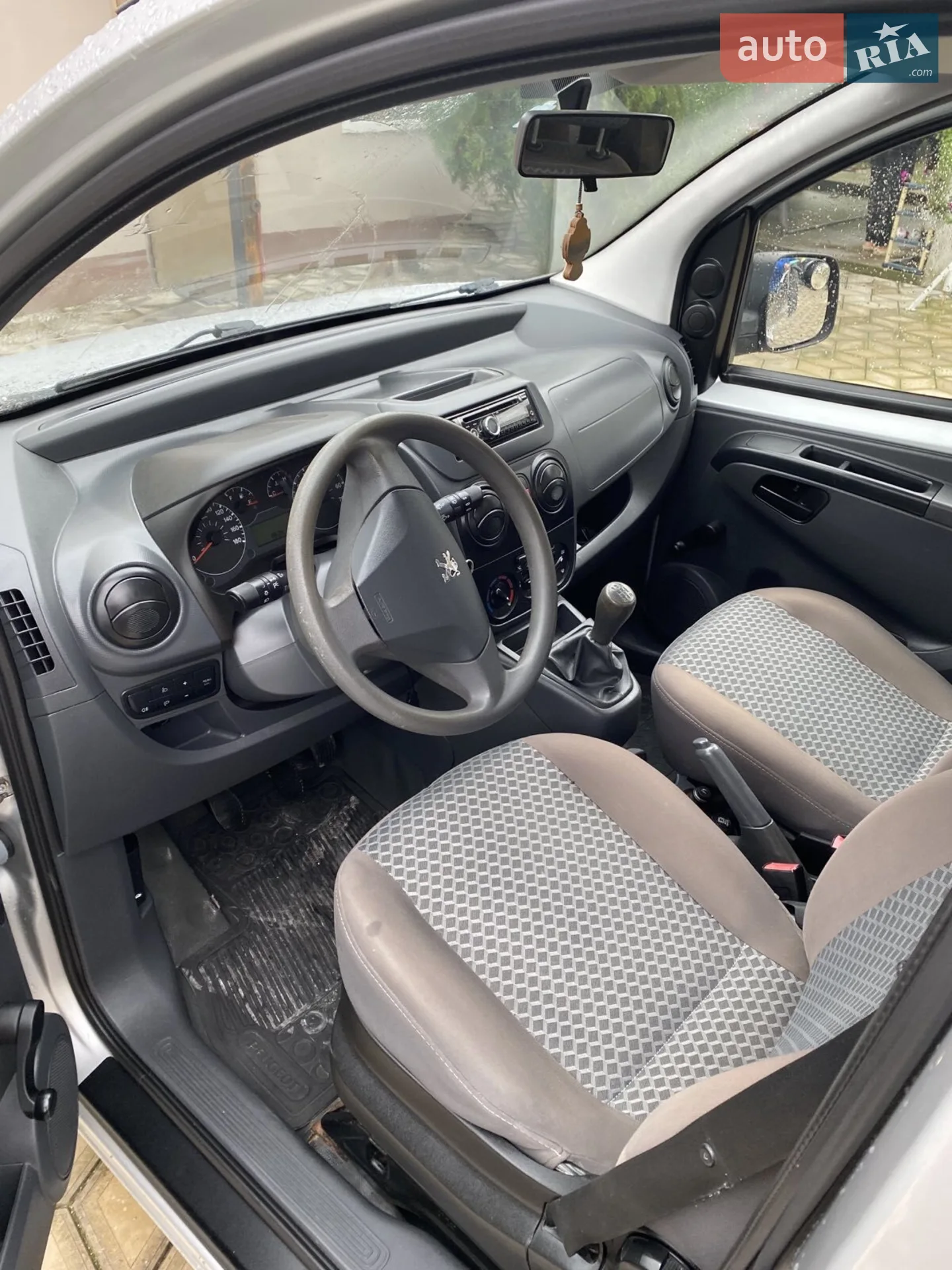 2010 Peugeot Bipper - мініатюра 12